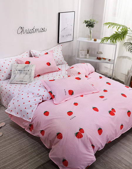 Kawaii Strawberry Bedding Set