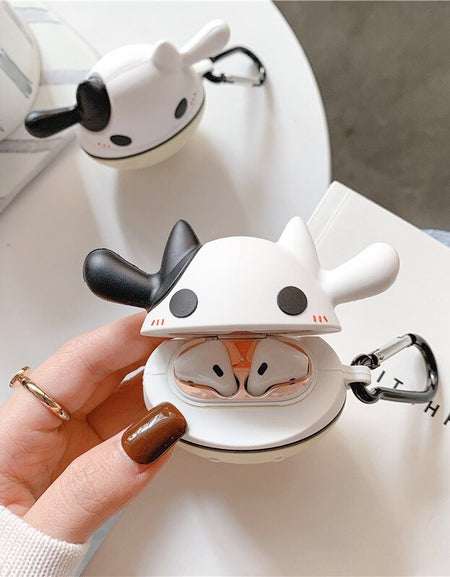 Kawaii Cow Airpods Case (1/2)