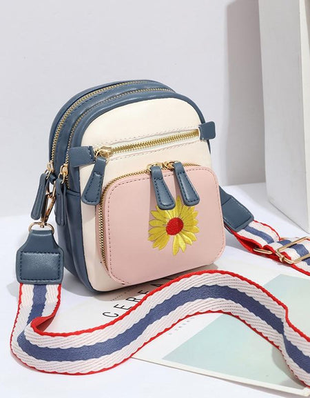 Kawaii Flowery Handbag - BlossomMemento