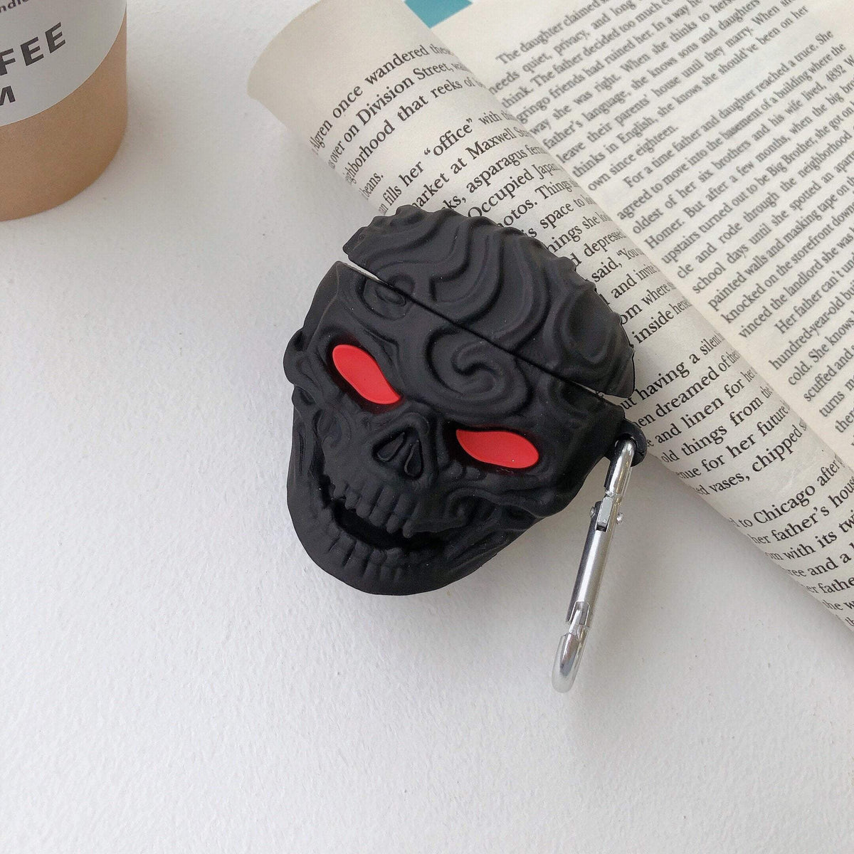 Kawaii Skull Airpods Case (1/2) - BlossomMemento