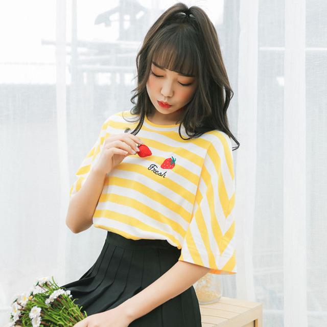 Kawaii Striped Heart Tshirt - BlossomMemento